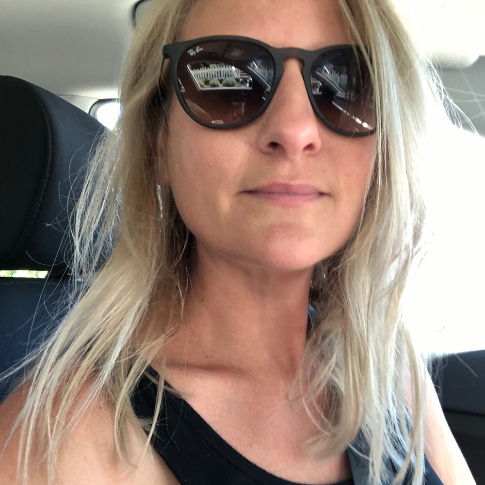 Meet your Posher, Erin
